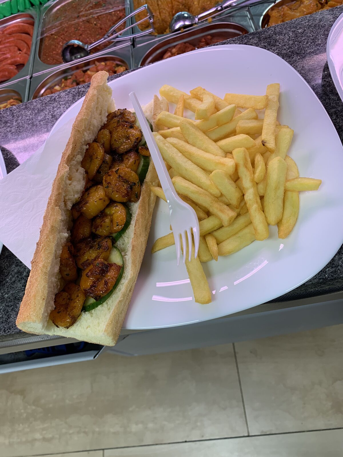 Dürüm met friet, vers bereid